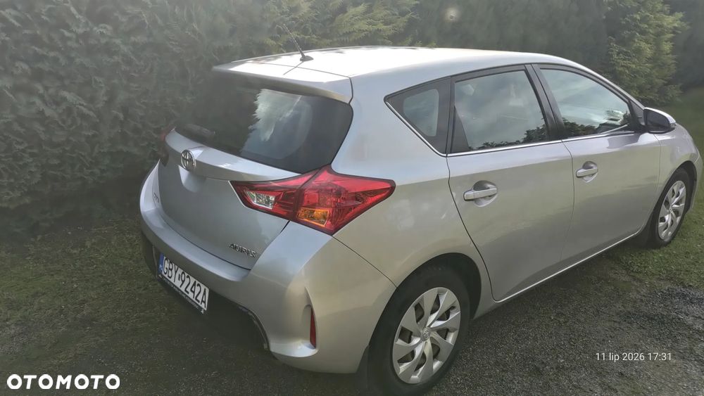 Toyota Auris 1.4 D-4D Premium EU5 - 3