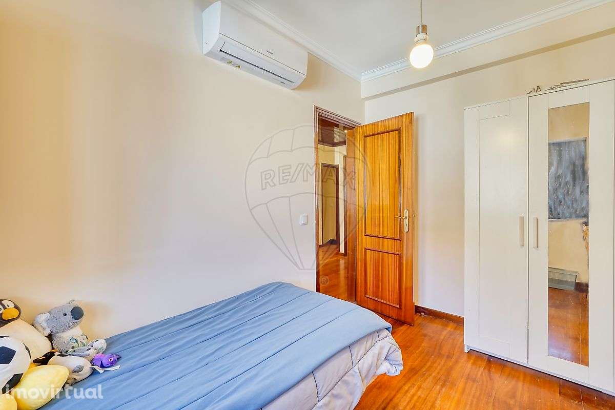 Moradia T6 para venda - Grande imagem: 5/34