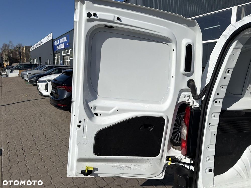 Peugeot partner-van 1.5 BlueHDi 100 PREMIUM Standard 650 4d - 30