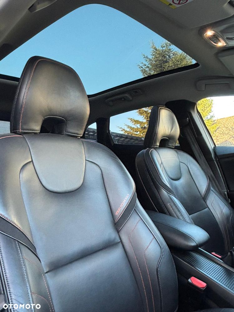 Volvo V40 D4 Drive-E Ocean Race - 14