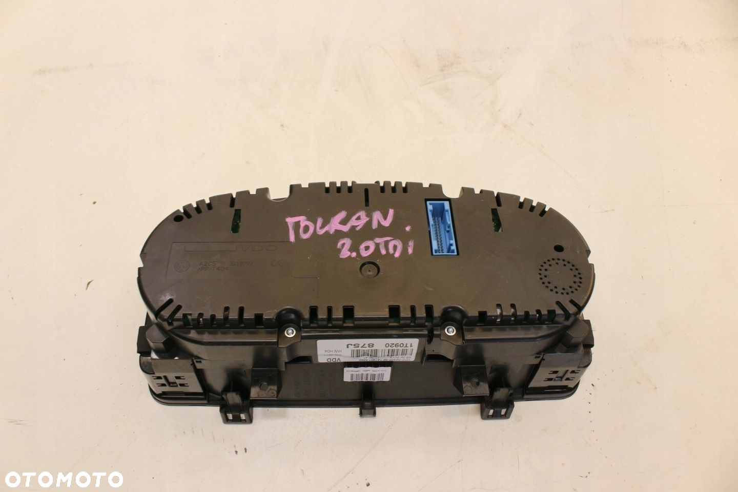 Licznik Zegary 1T0920875J VW Touran II 2010-2015 2.0 TDI EU - 5