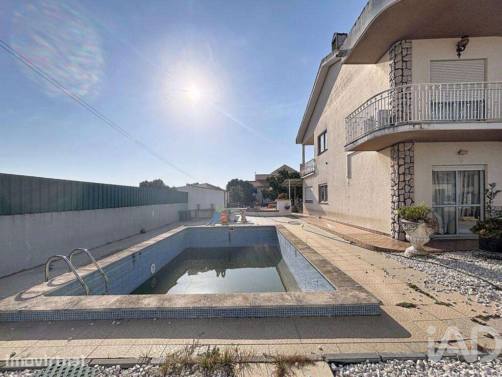 Moradia isolada T4 em Fernão Ferro de 180 m2 - Grande imagem: 5/34