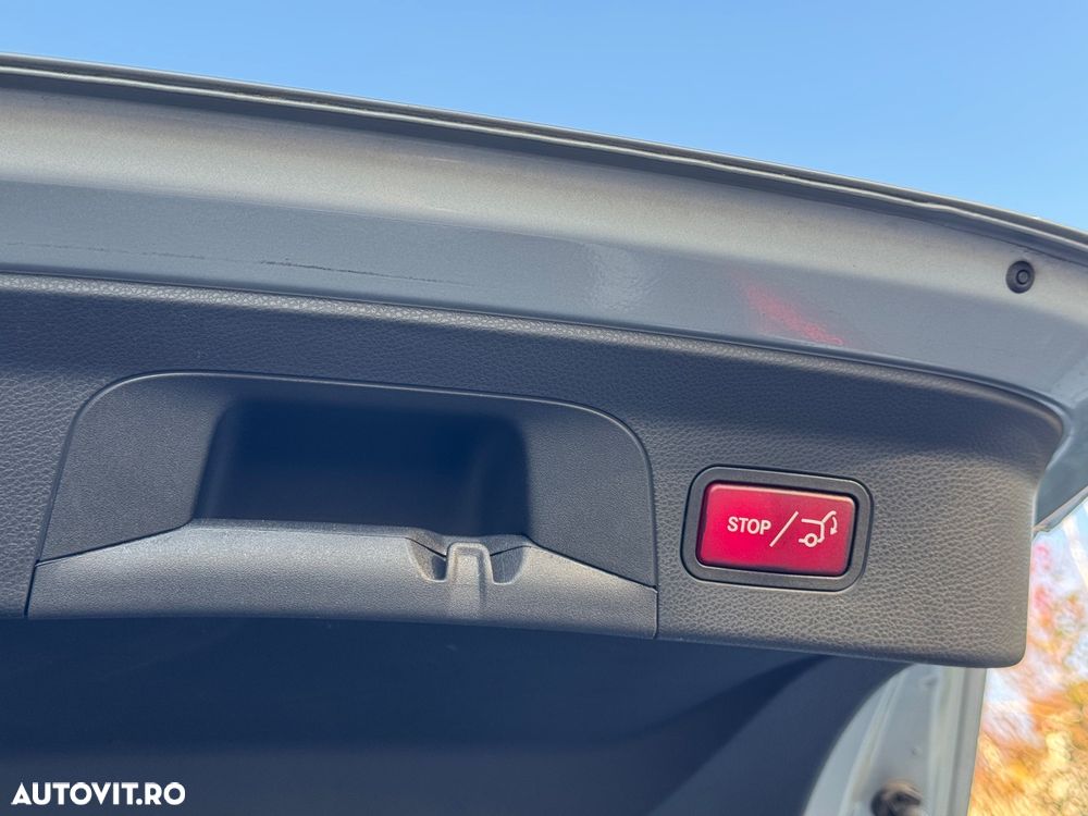 Mercedes-Benz GLC Coupe 300 de 4Matic 9G-TRONIC AMG Line Plus - 26