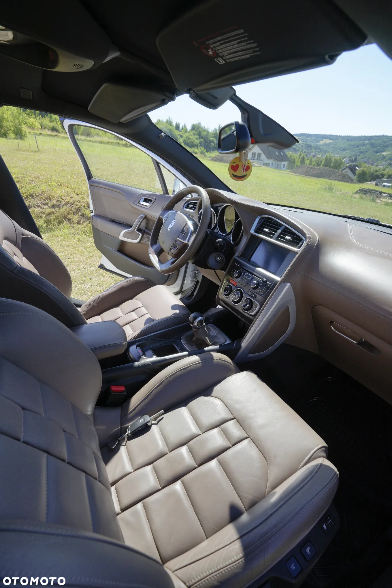 Citroën DS4 1.6 THP SportChic - 6