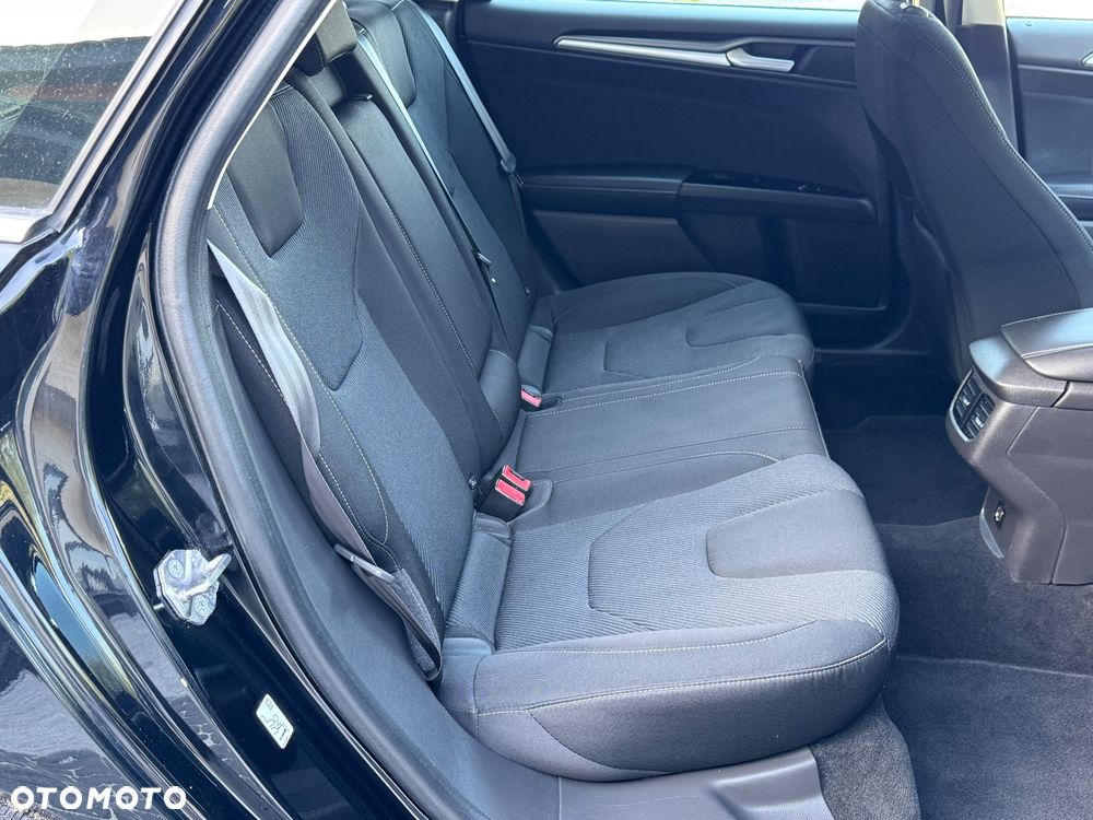Ford Mondeo 2.0 TDCi STart-Stopp PowerShift-Aut Titanium - 33