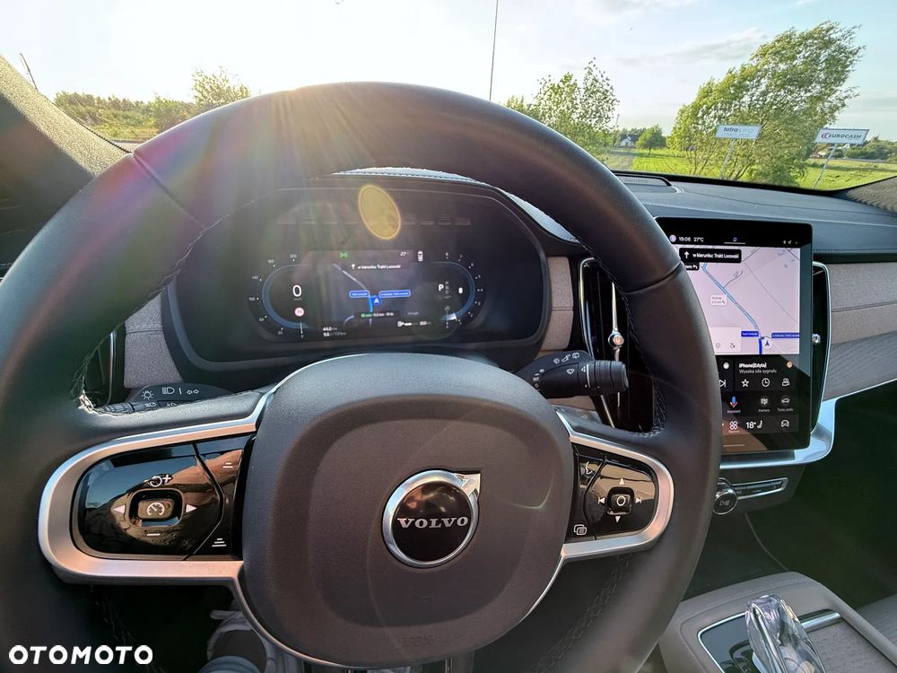 Volvo XC 90 - 11