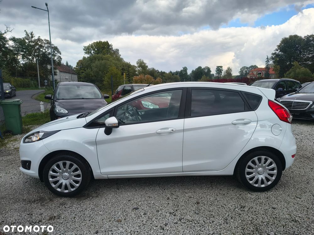 Ford Fiesta 1.25 Celebration - 9