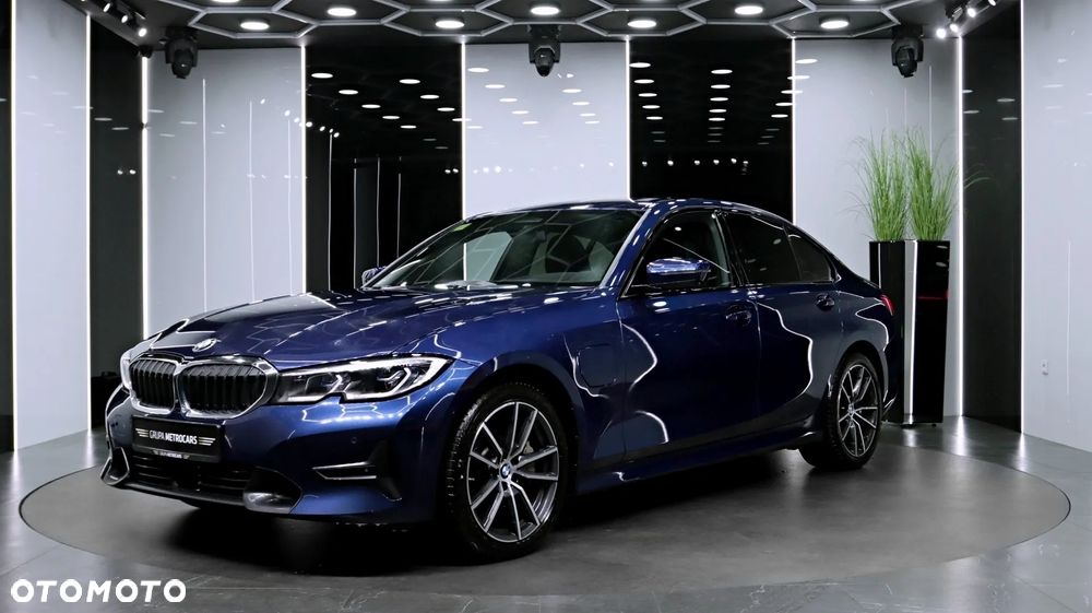 BMW Seria 3 330e Sport Line sport - 2