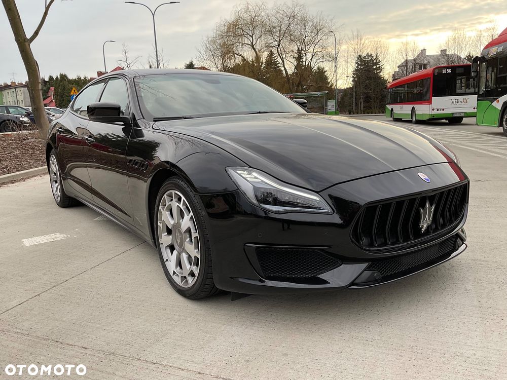Maserati Quattroporte Q4 S - 4