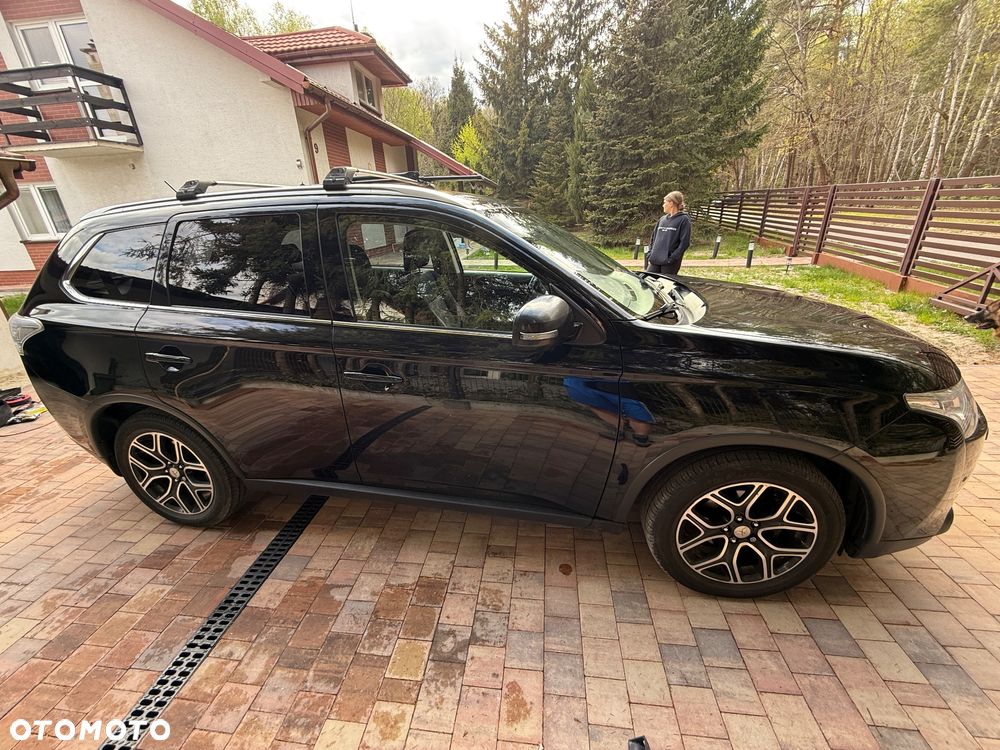 Mitsubishi Outlander 2.0 Intense 4WD CVT - 10
