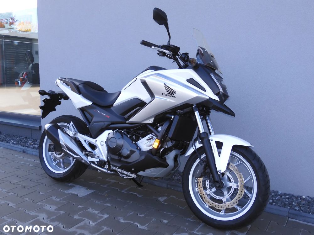 Honda NC - 19