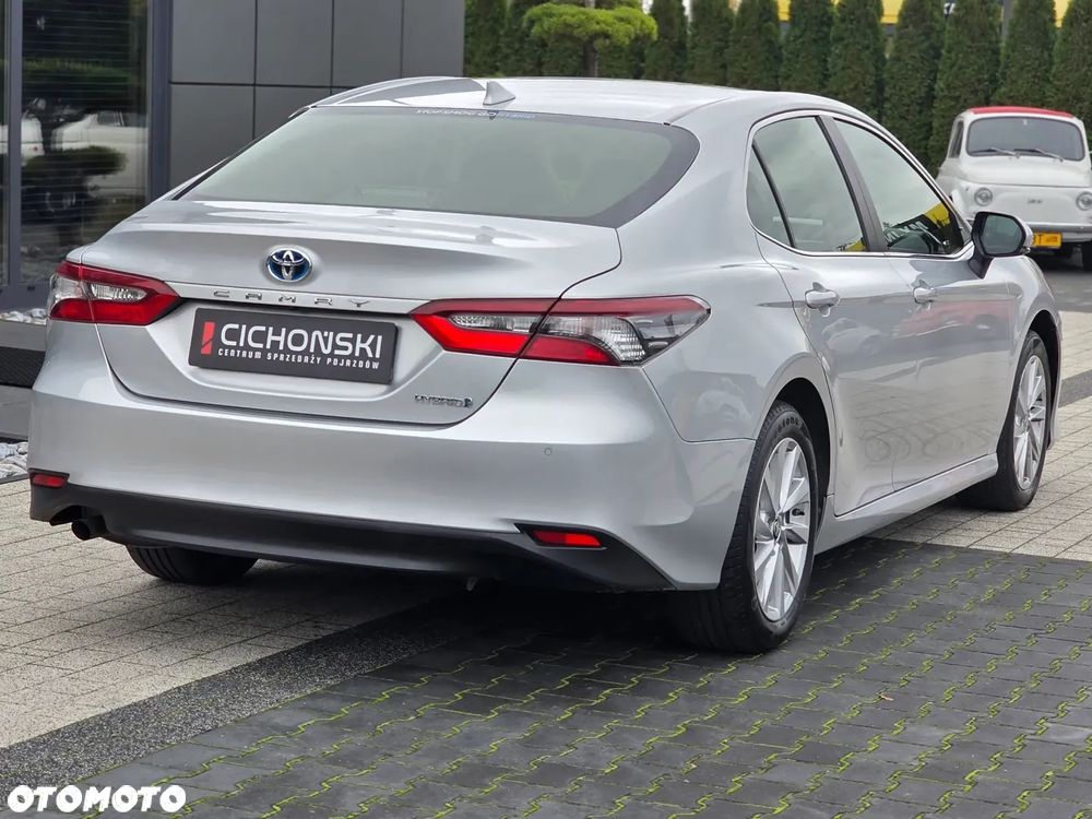 Toyota Camry 2.5 Hybrid Comfort CVT - 37