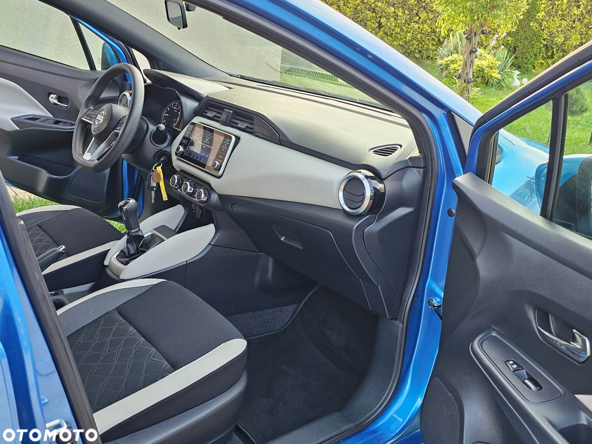 Nissan Micra 1.0 Visia Plus - 29