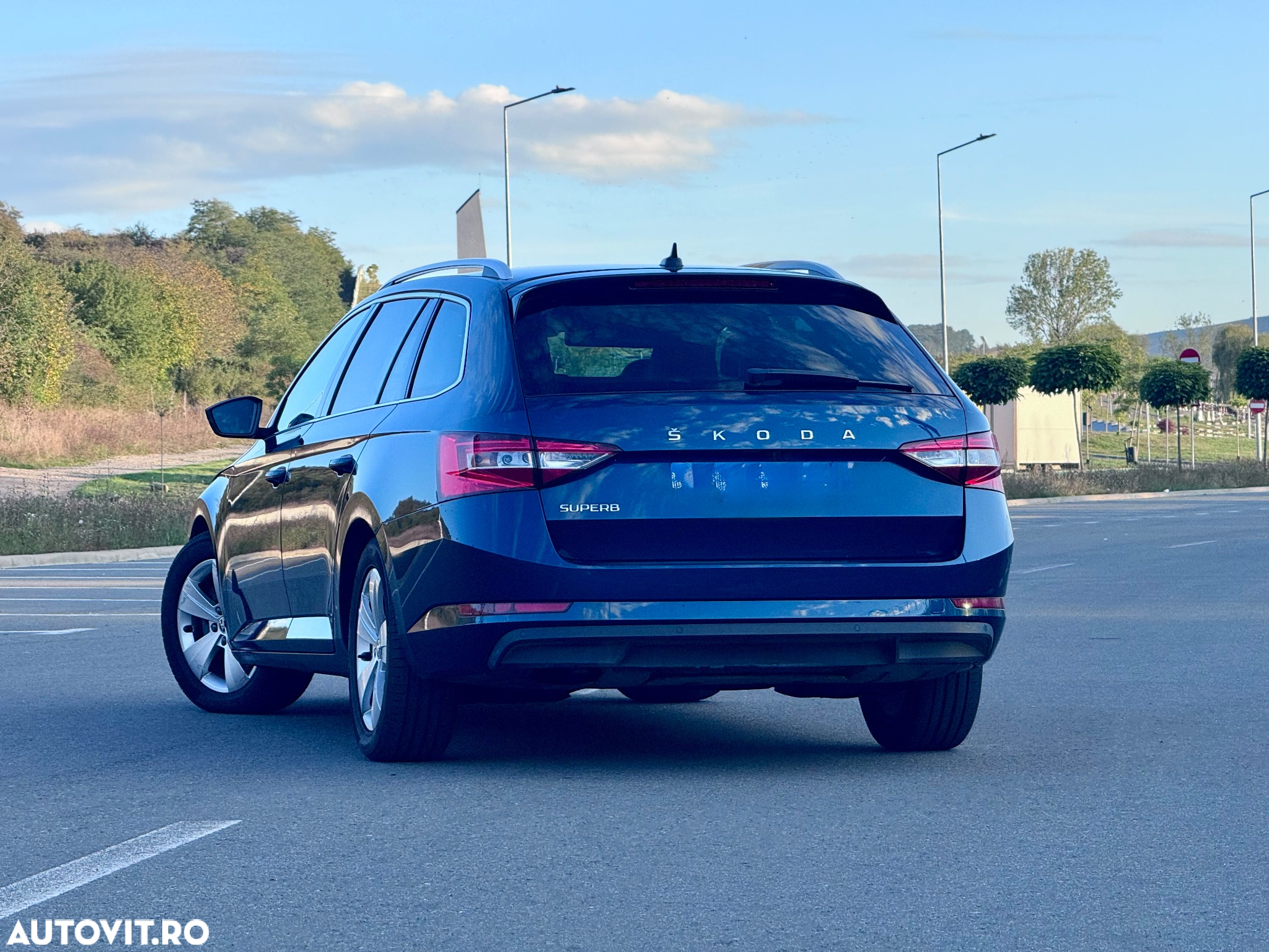 Skoda Superb 2.0 TDI 150 CP DSG Essence - 15