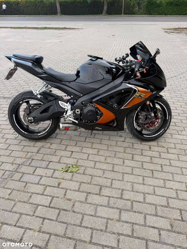 Suzuki GSX-R - 3