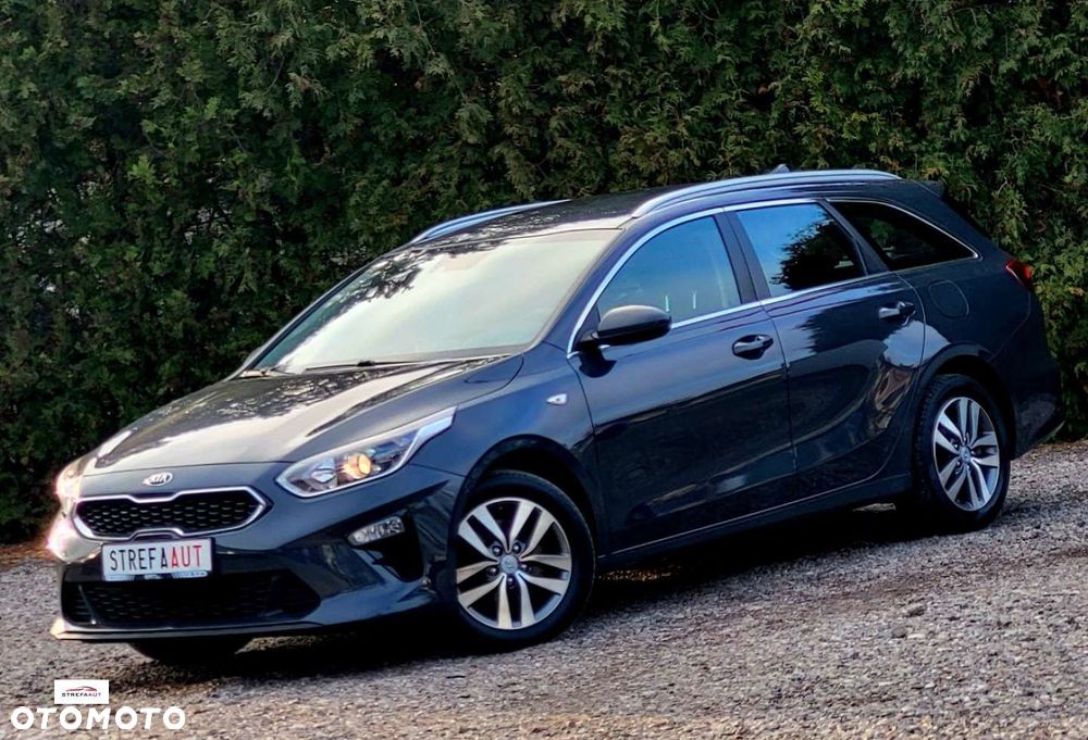Kia Ceed - 26