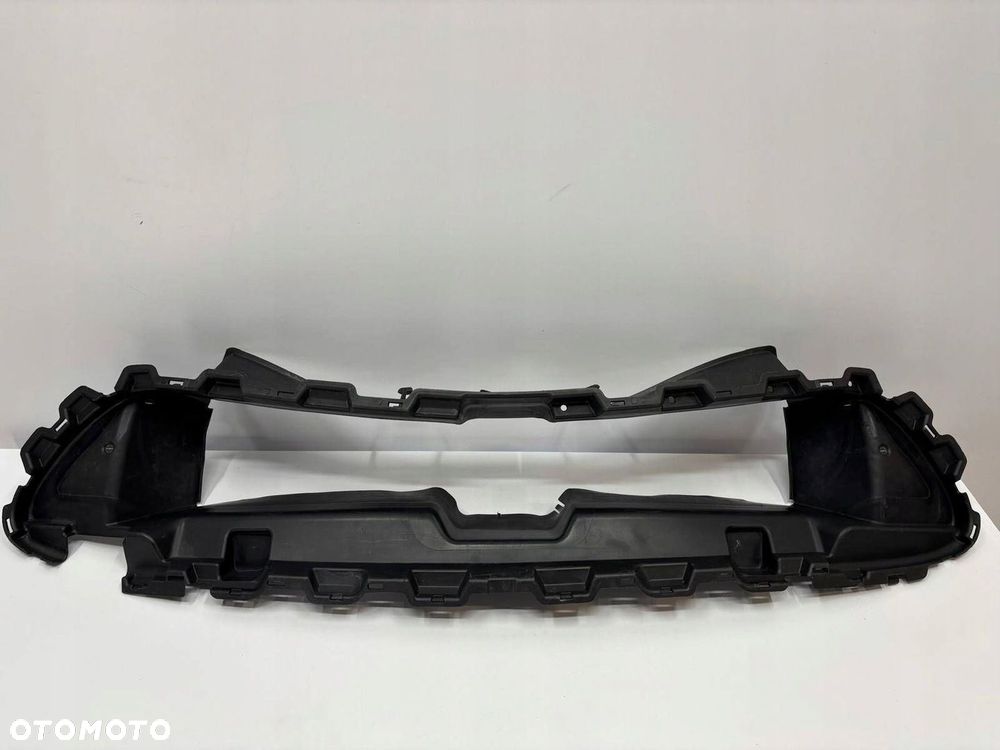 Mercedes C-Klasa 206 W206 Wlot Kierownica Powietrza A2065051700 - 1