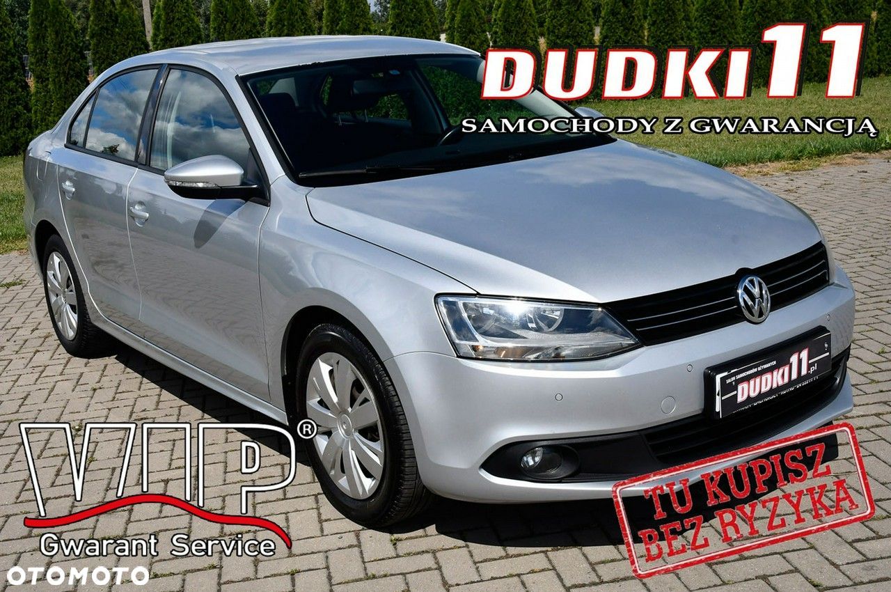Volkswagen Jetta - 1