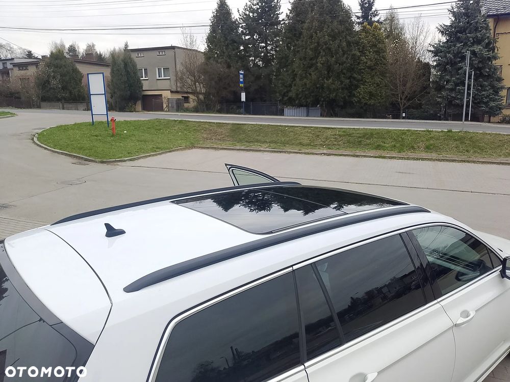 Volkswagen Passat - 24