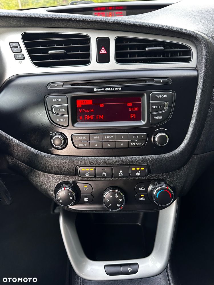 Kia Ceed 1.6 GDI Fifa World Cup Edition - 29
