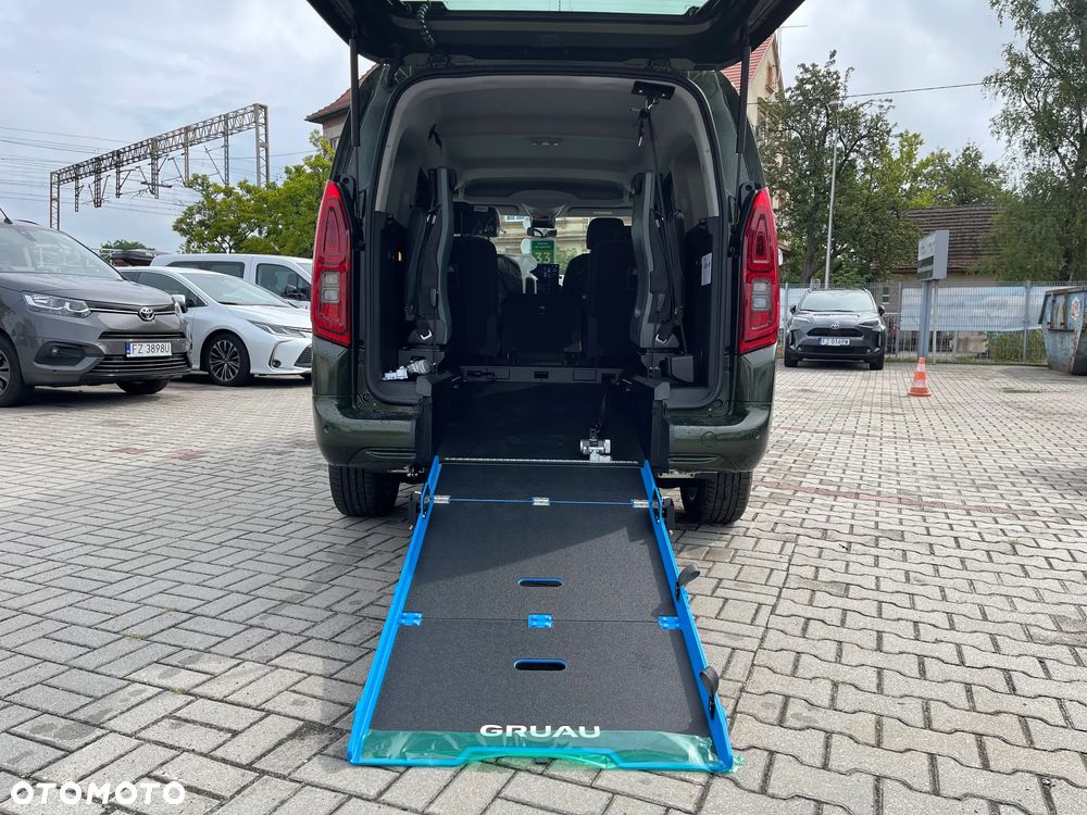 Toyota Proace City Verso Long 1.5 D-4D Family - 12