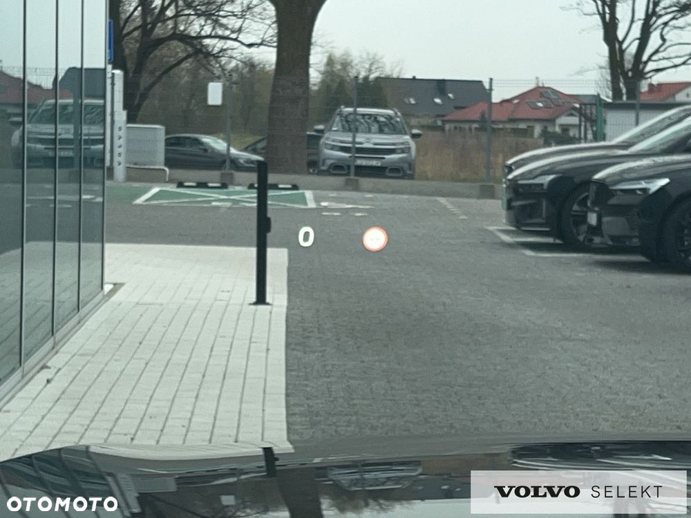 Volvo XC 60 B5 B AWD Ultra Black Edition - 29