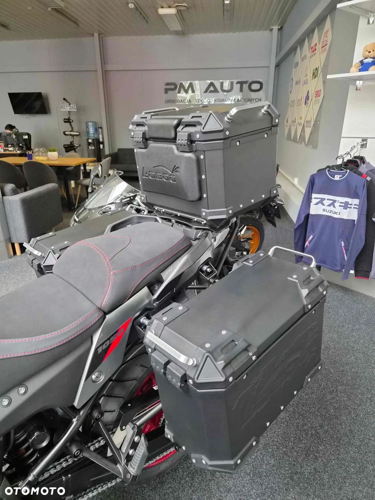 Suzuki V-STROM - 11
