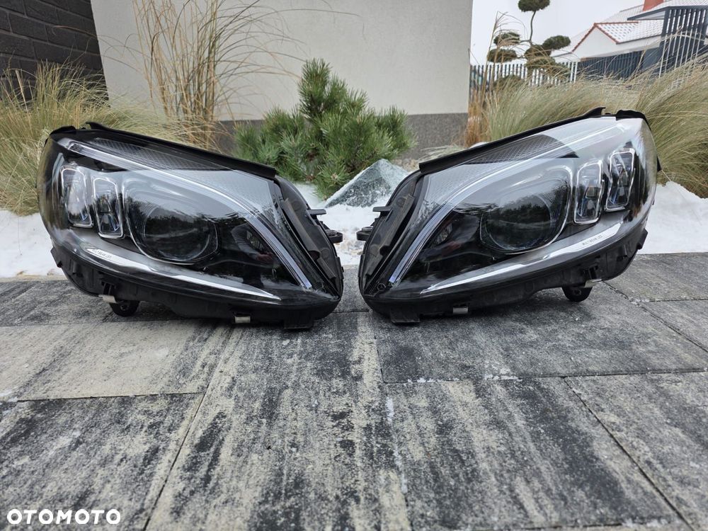 mercedes c klasa w205 205 lift lampy przód full led multibeam a2059061506kz a2059061606kz - 1