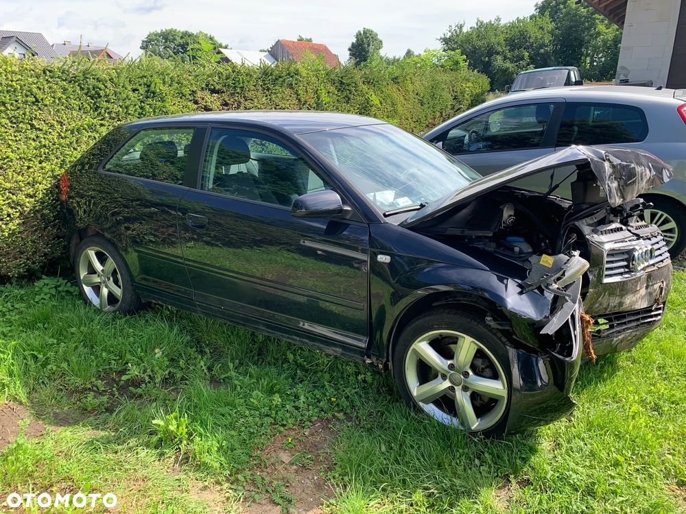 Audi A3 3-drzwiowe 1.6 Ambiente - 4