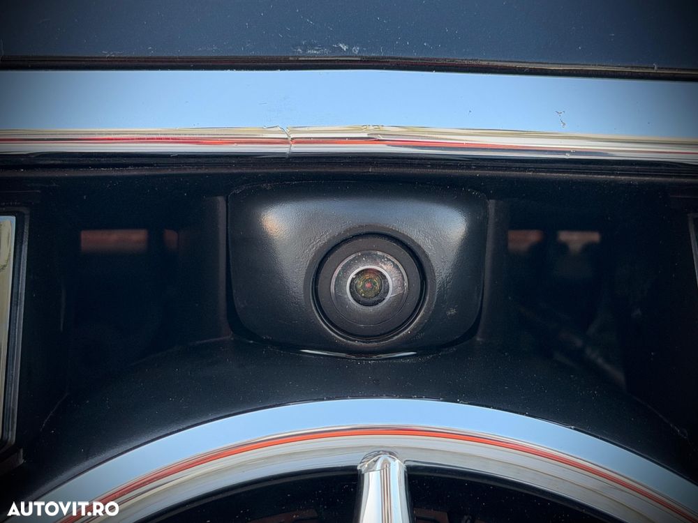 Mercedes-Benz E 220 d 9G-TRONIC Avantgarde - 37