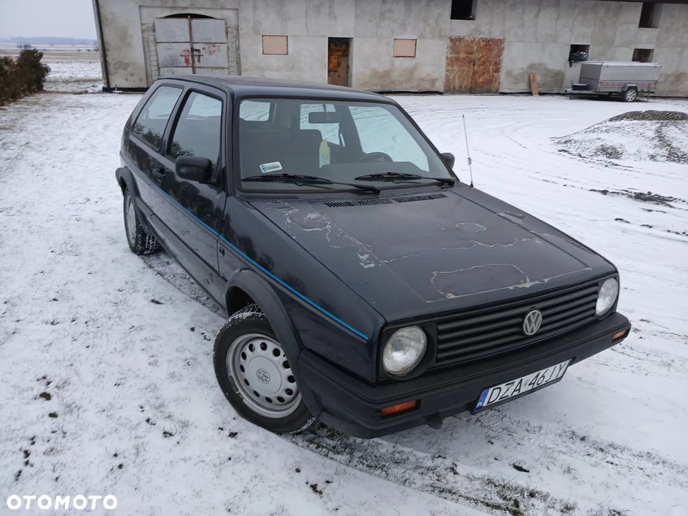 Volkswagen Golf - 6