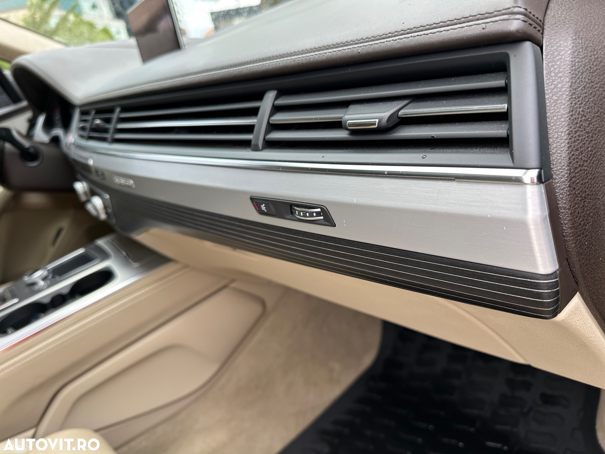 Audi SQ7 4.0 TDI quattro Tiptronic - 14