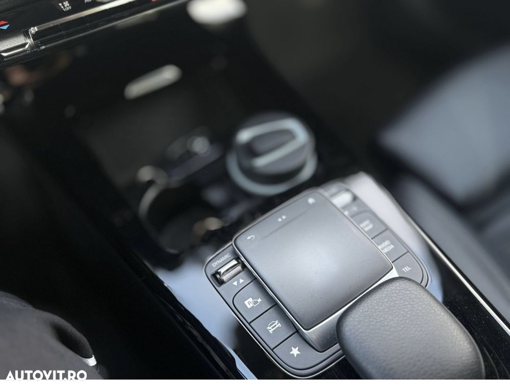 Mercedes-Benz CLA 220 - 31