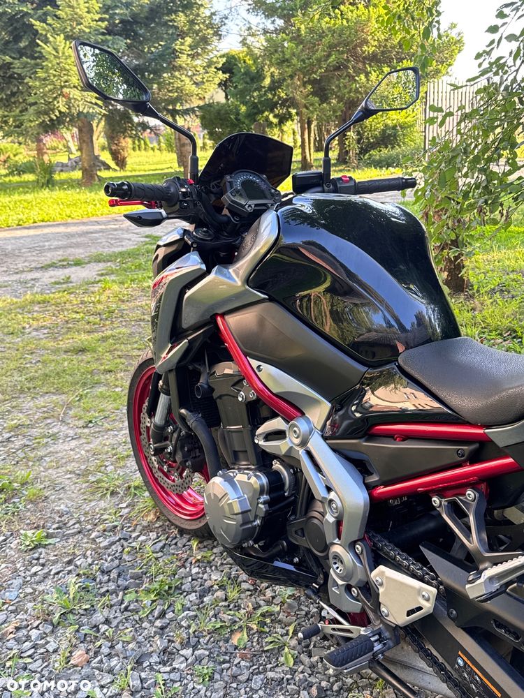 Kawasaki Z 900 - 7