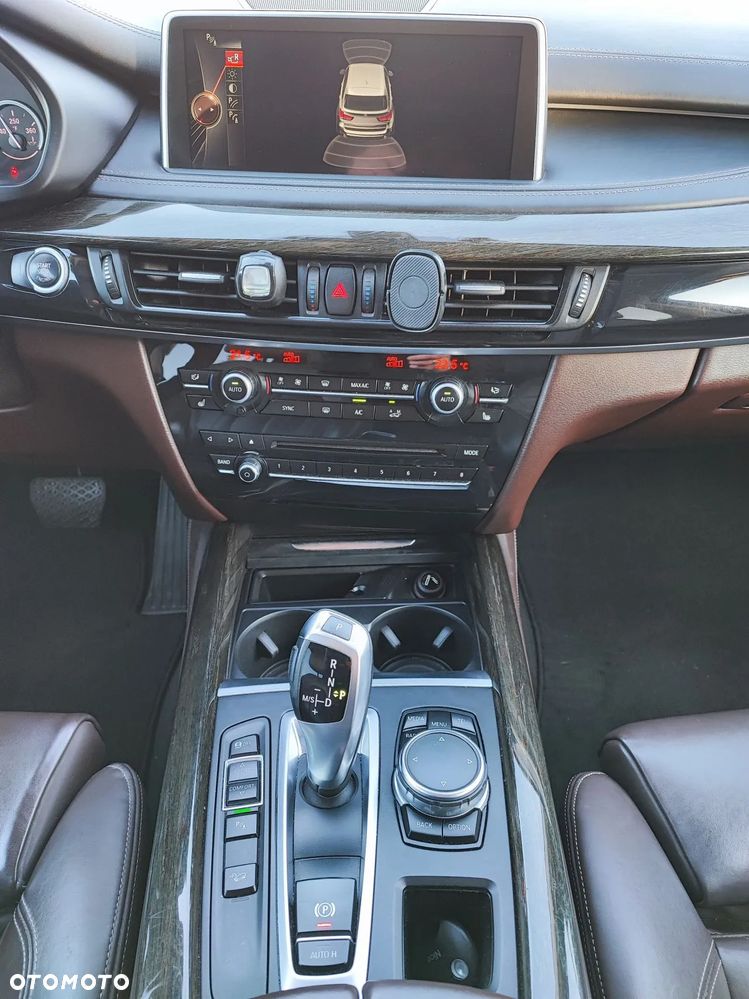 BMW X5 xDrive35i - 15