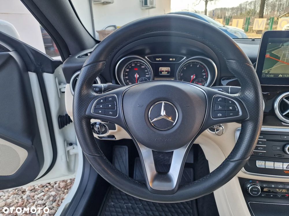 Mercedes-Benz CLA - 30