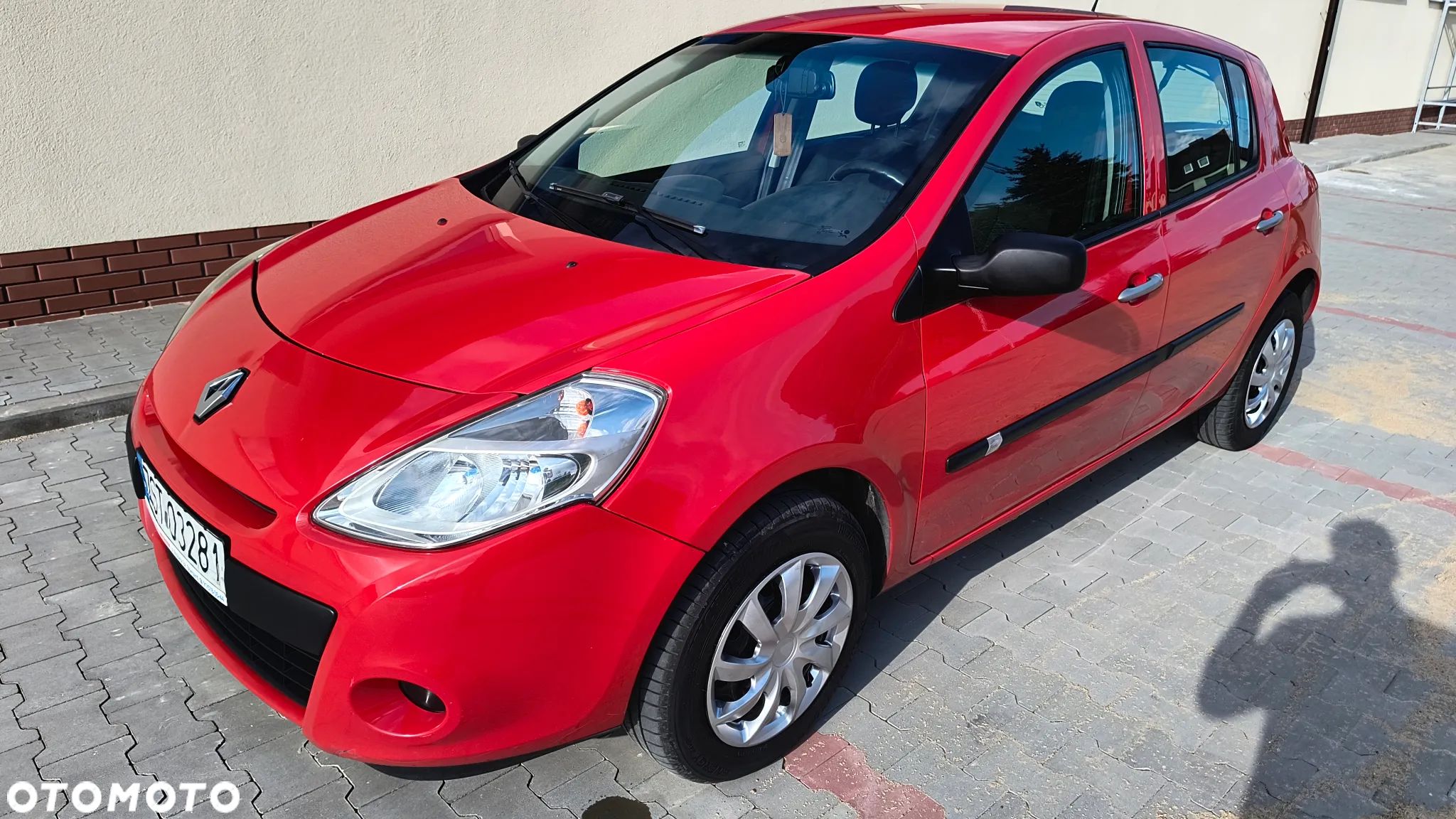 Renault Clio 1.2 16V Alize - 1