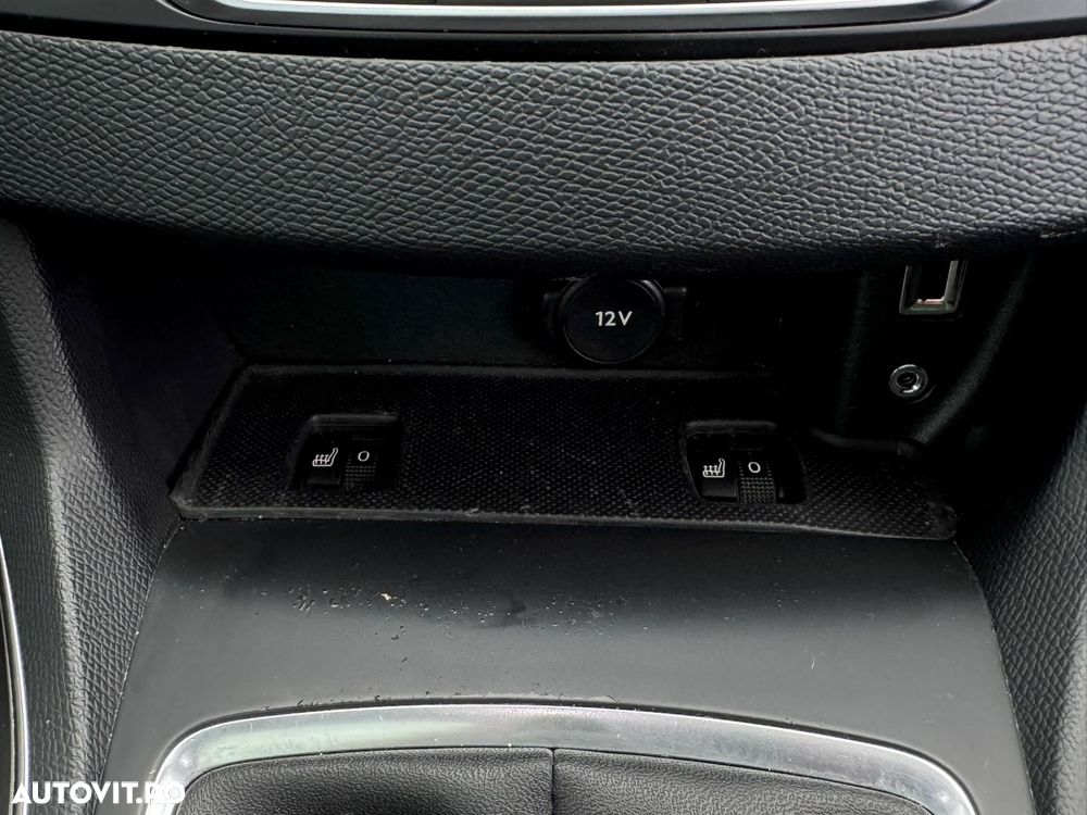 Peugeot 308 - 24