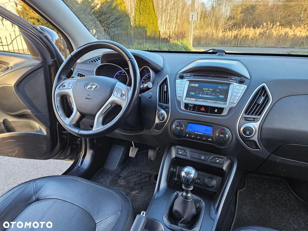 Hyundai ix35 2.0 CRDi 4WD Premium - 17