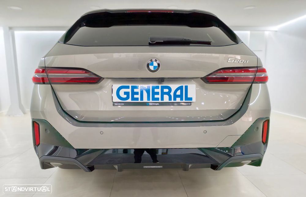 BMW 520 d Pack Desportivo M Pro - 6