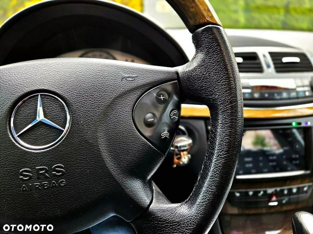 Mercedes-Benz Klasa E 500 T Avantgarde - 19