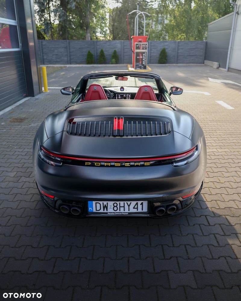 Porsche 911 Carrera 4 Cabrio - 20