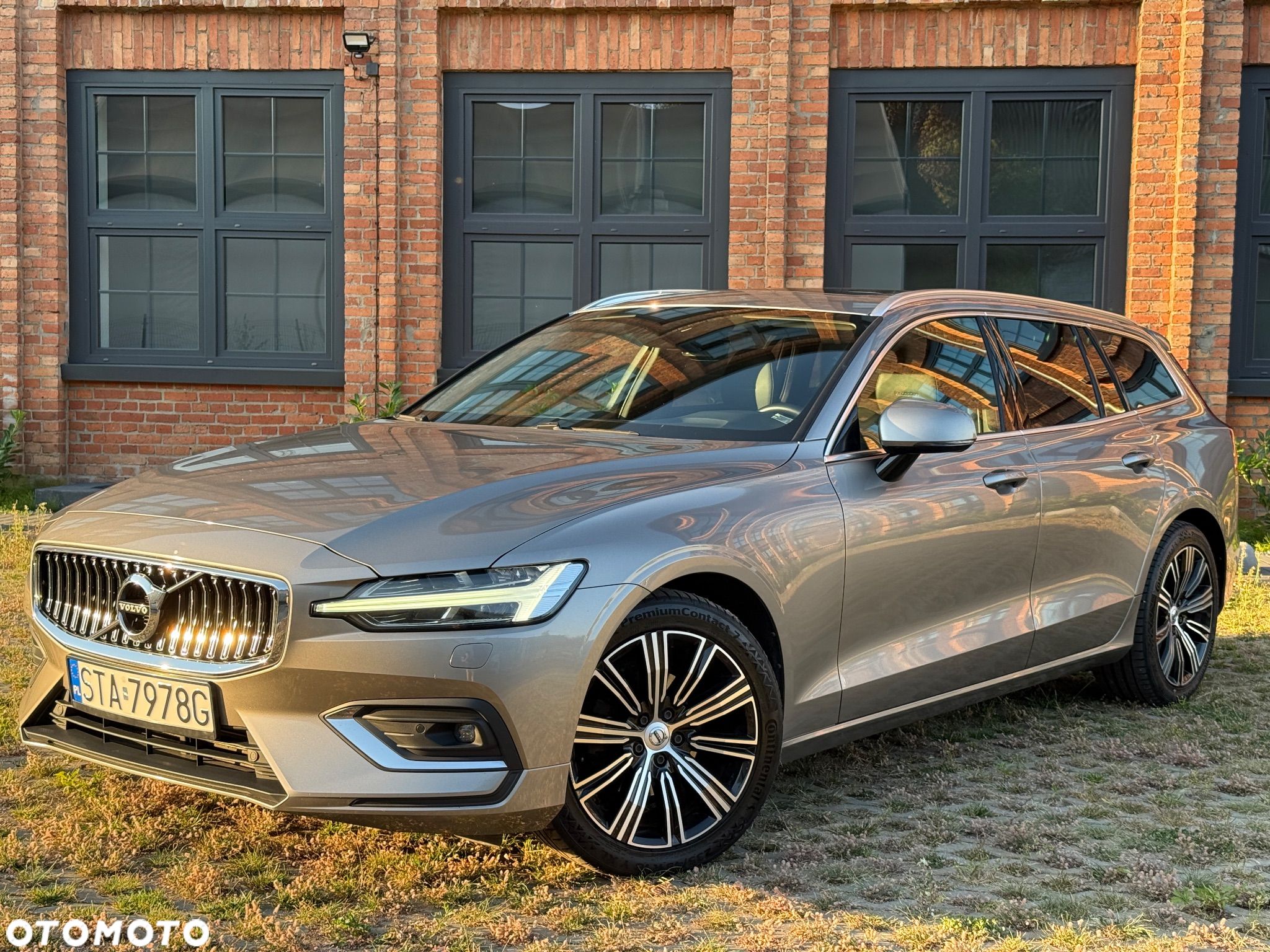 Volvo V60 D4 Geartronic Inscription - 1