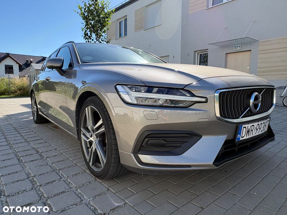 Volvo V60 D4 AWD Momentum Pro - 5