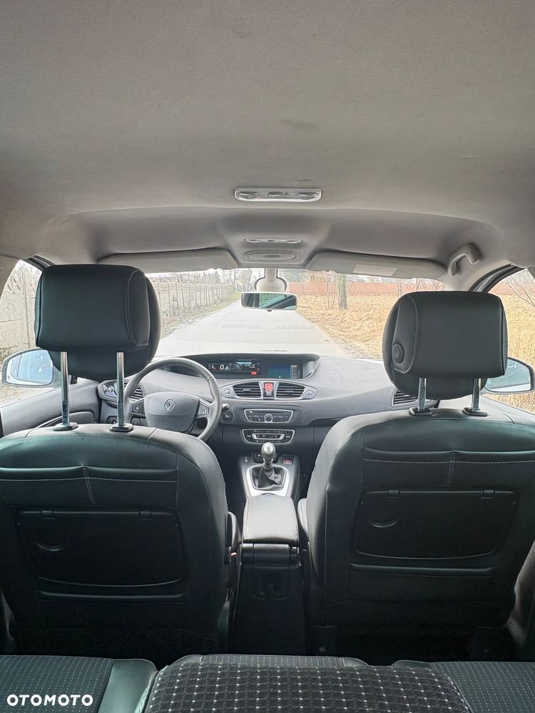 Renault Scenic - 10