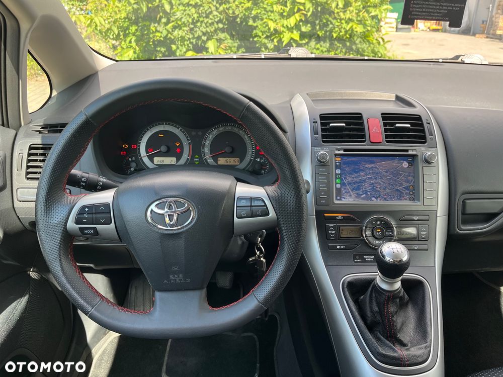 Toyota Auris 1.4 D-4D Luna EU5 - 3