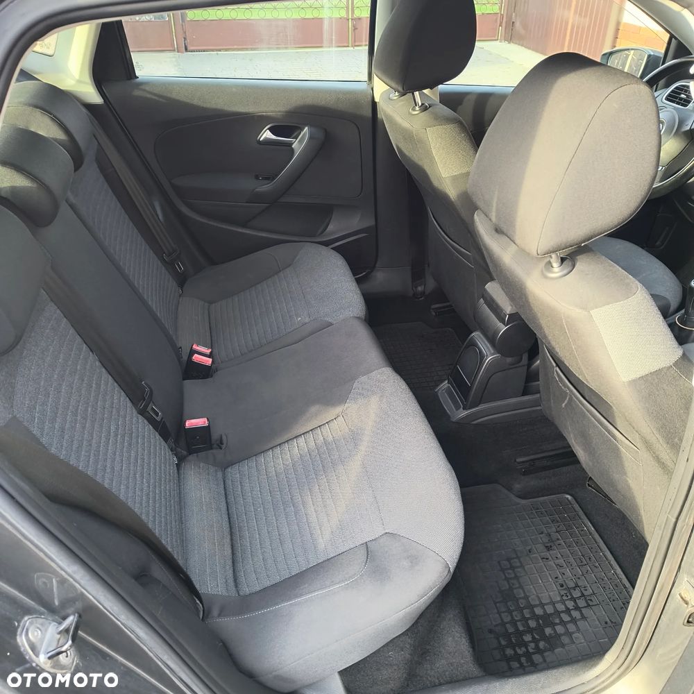 Volkswagen Polo 1.6 TDI DPF Comfortline - 13