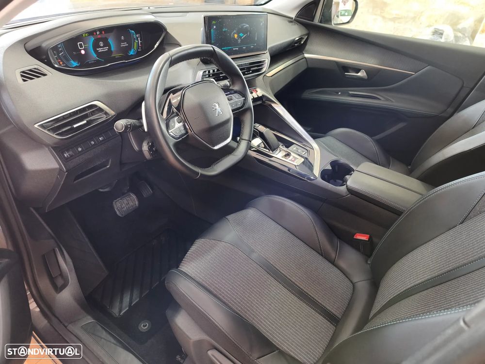 Peugeot 3008 225 e-EAT8 Allure Pack - 10