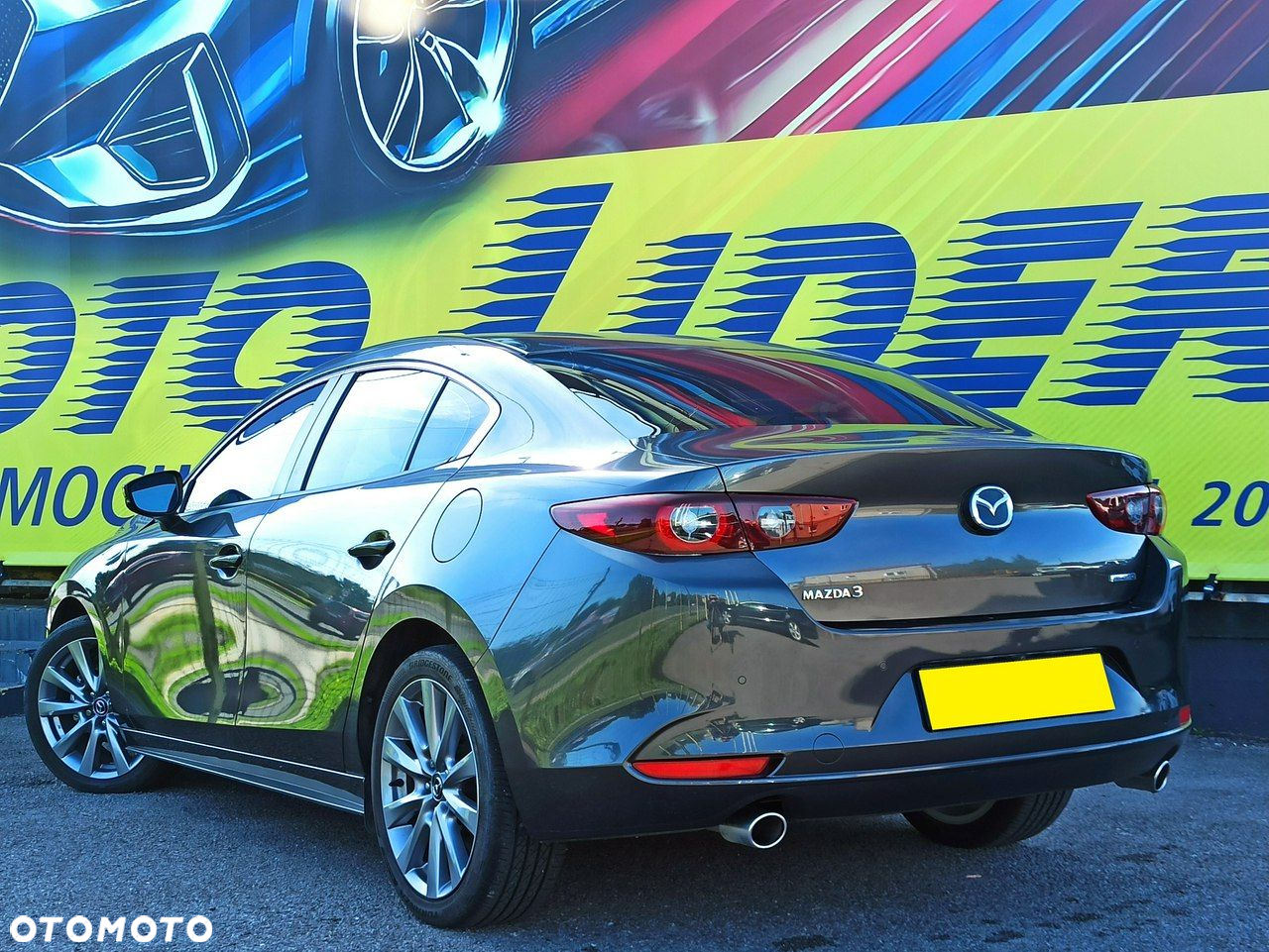 Mazda 3 - 4