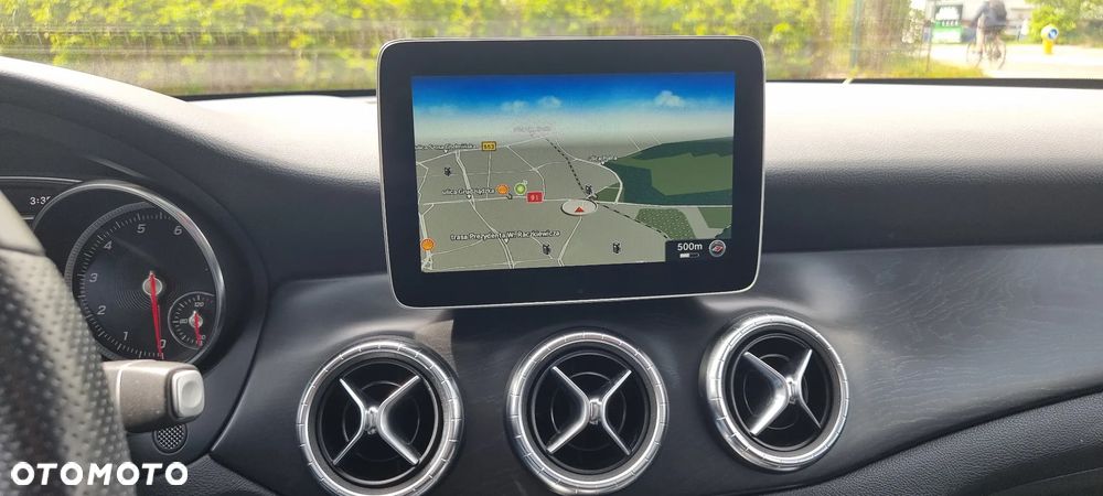 Mercedes-Benz CLA 250 4Matic 7G-DCT AMG Line - 22